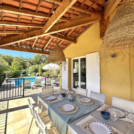 Elodie Climatisee Pour 10 Personnes Avec Piscine Privee A Les Maures * La Londe-les-Maures