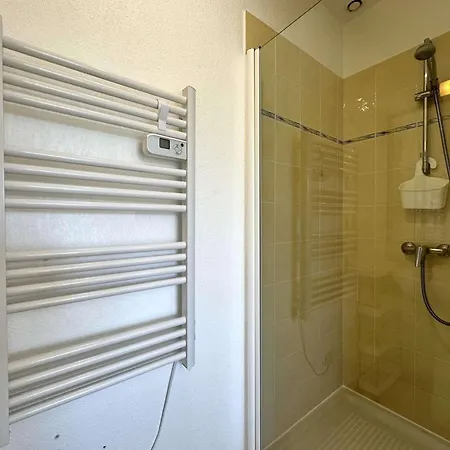 Villa Elodie Climatisee Pour 10 Personnes Avec Piscine Privee A Les Maures *