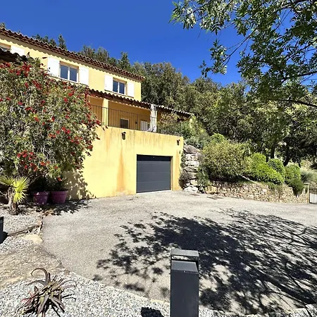 Elodie Climatisee Pour 10 Personnes Avec Piscine Privee A Les Maures Villa
